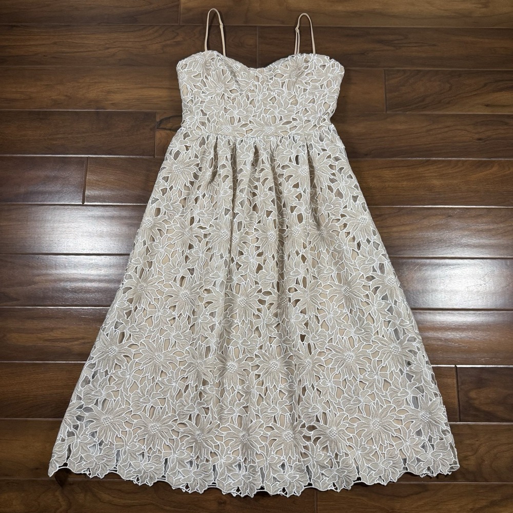 Lucy Paris Women's Size Large Beige Lace Mona Sleeveless Midi Dress